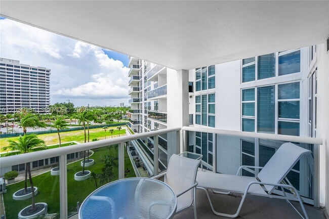 Photo - 10275 Collins Ave Unit 417