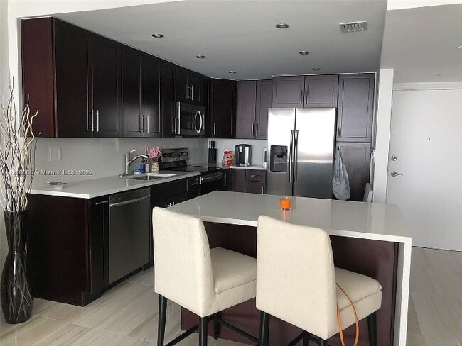Photo - 1301 NE Miami Gardens Dr Unit 902W