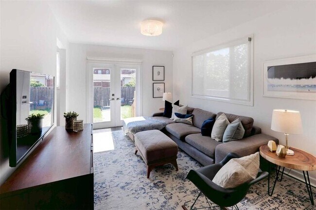 Photo - 340 Concord Av