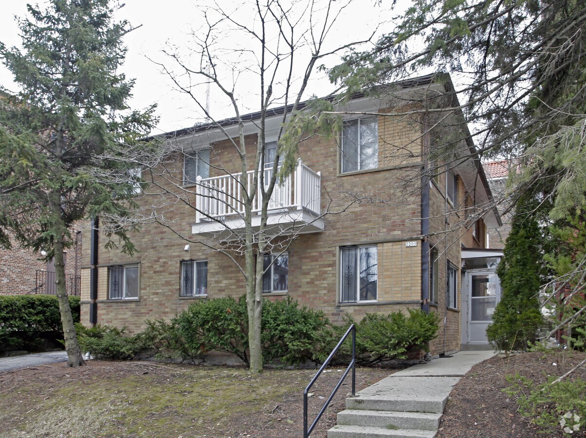 Photo - 2209 E Park Pl