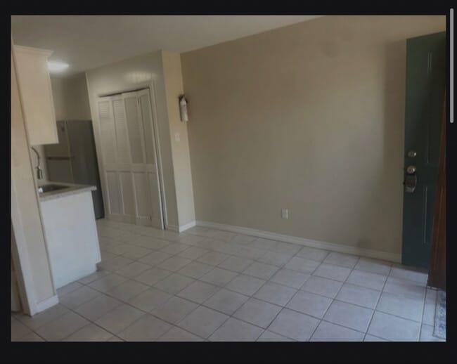 Photo - 6760 Prutzman Rd