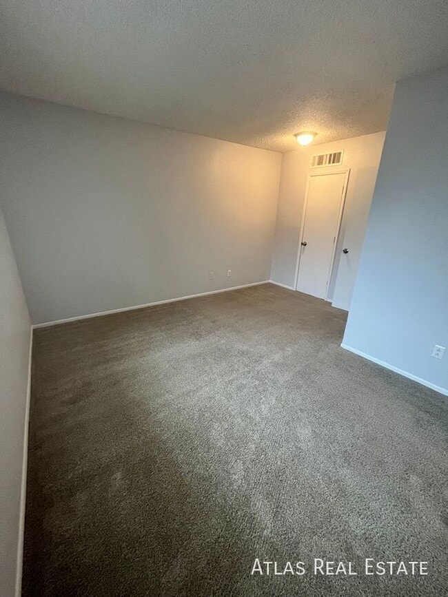 Photo - 2820 E Kathleen Rd Unit 103