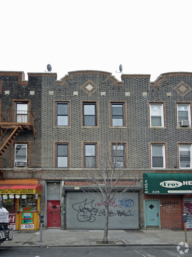 Primary Photo 12/29/06 - 330 Troy Ave