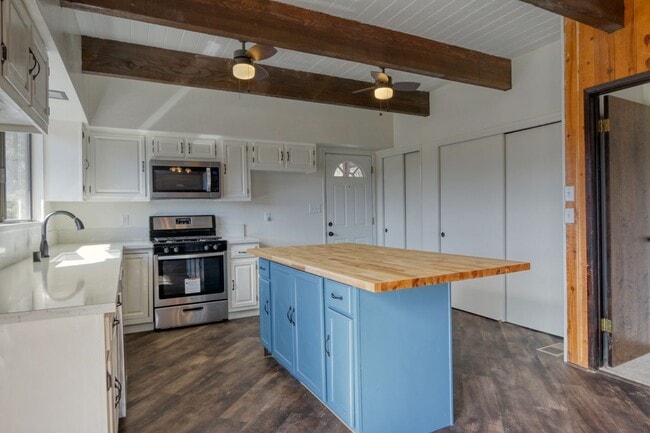 Photo - 24450 Willow Pass Dr
