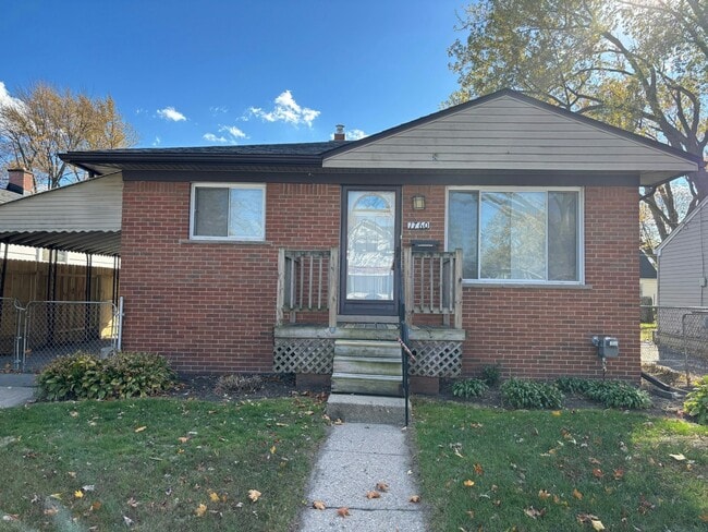 Building Photo - 1760 E Harry Ave