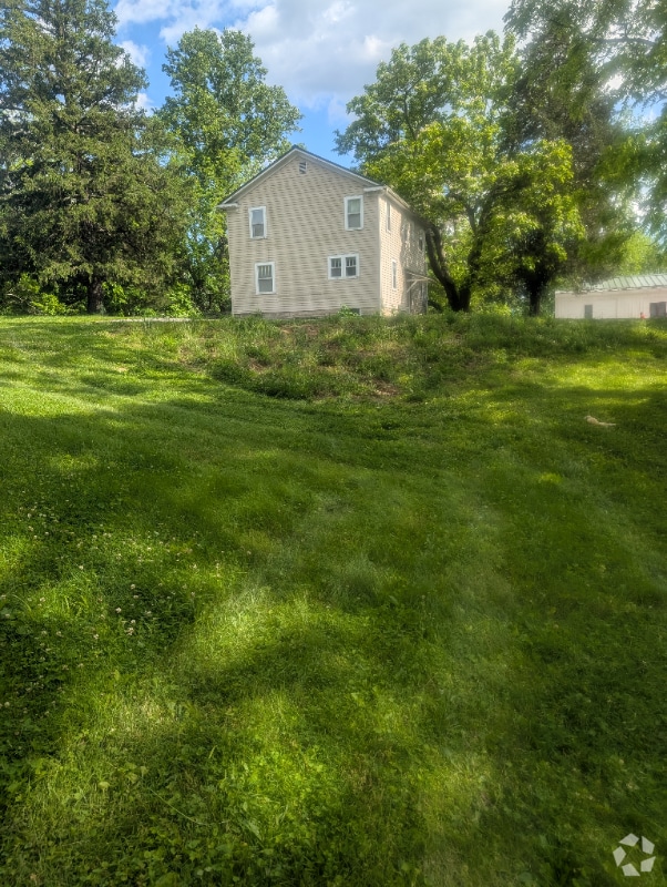 Building Photo - 4899 N Old State Rd Rental