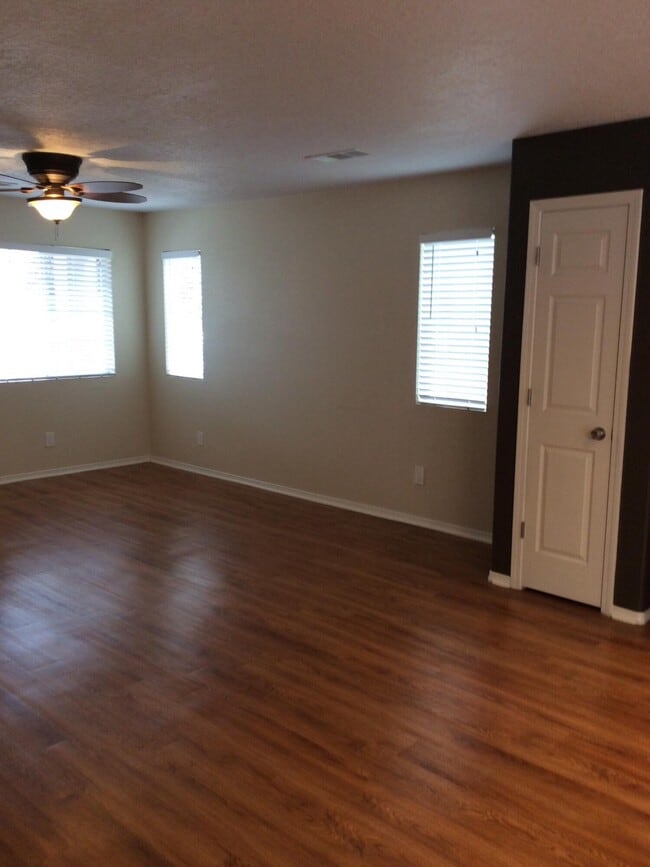 Photo - 3125 Chama Meadows Dr NE