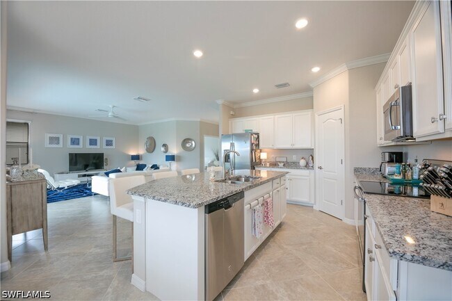 1555 Marton Ct
