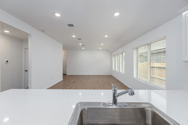 Photo - 3025 Marble Rise Trl