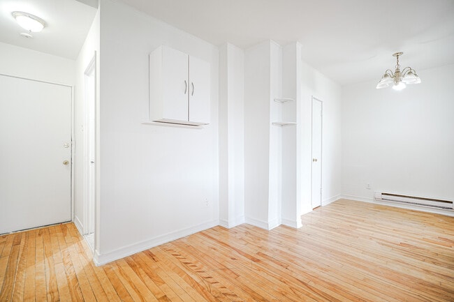 Building Photo - 11700 Rue Pasteur Unit 108