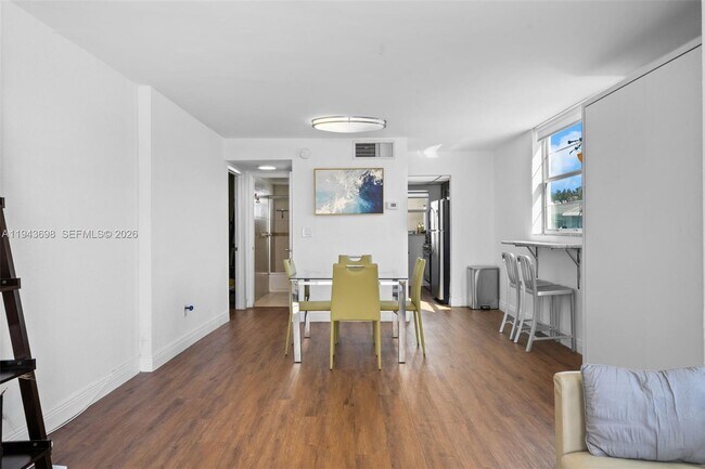 Photo - 631 Jefferson Ave Unit 205