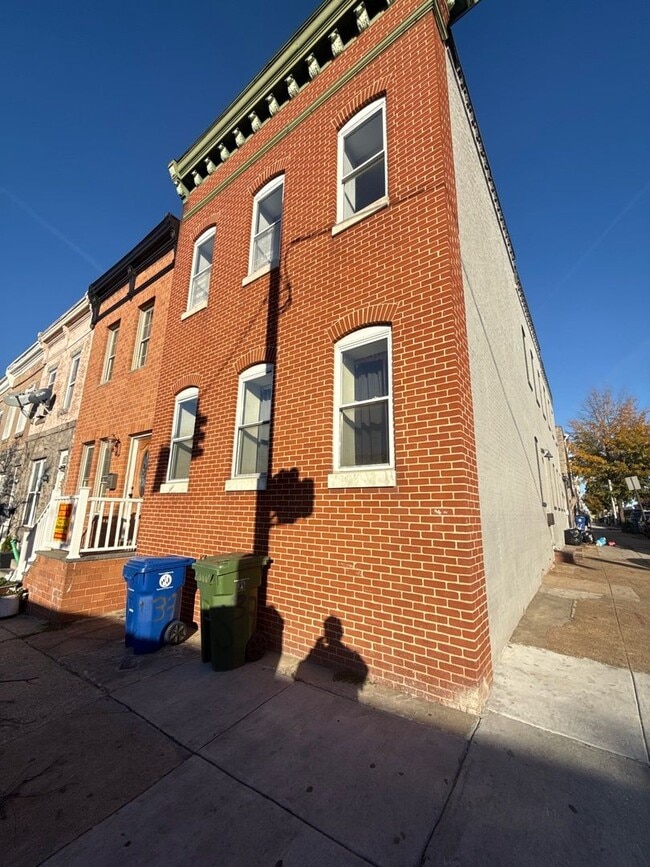 Building Photo - 41 S Highland Ave Unit 3