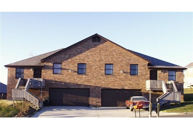 Building Photo - 527-691-693-IO Unit 691 Rental