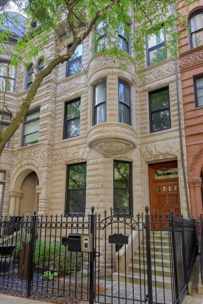 Photo - 1318 N Astor St