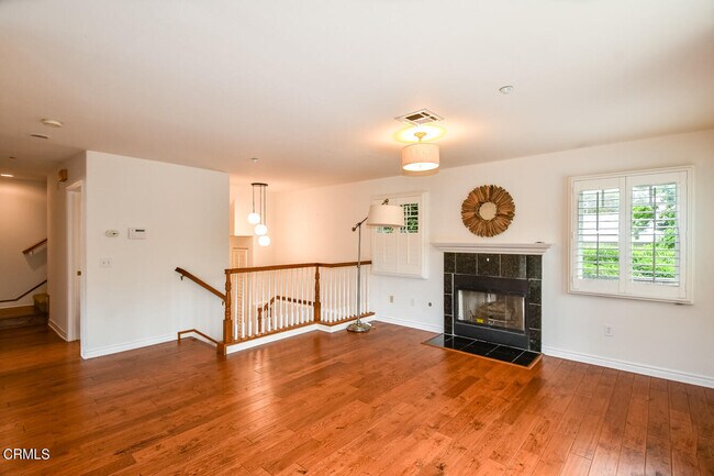 Photo - 1935 Fremont Ave Unidad C