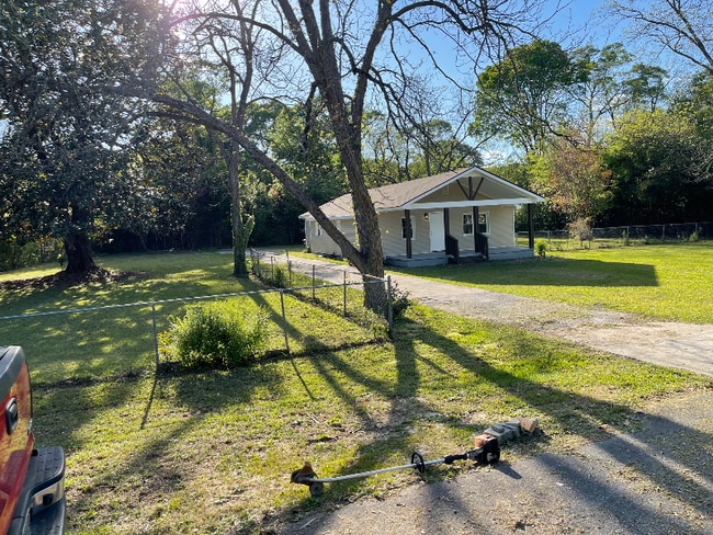 Building Photo - 311 S 2nd St