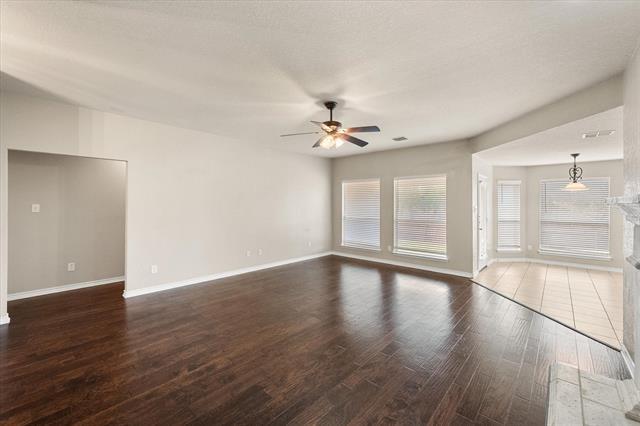 Photo - 1513 Millbrook Dr