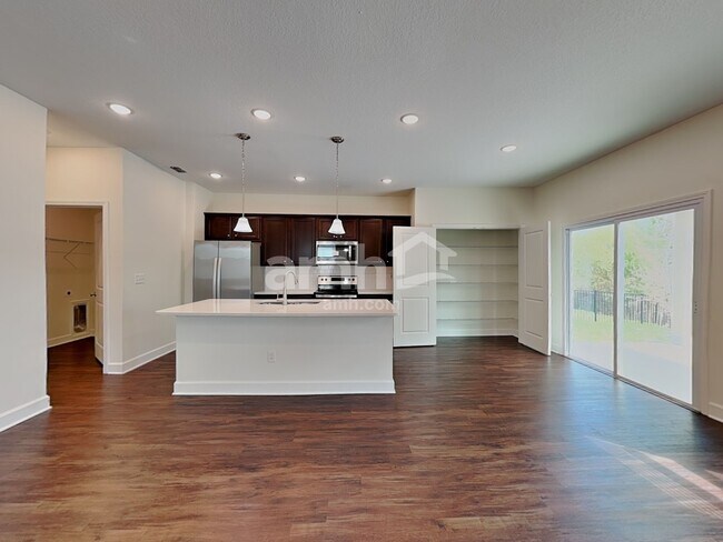 Photo - 2462 Sapp Rd