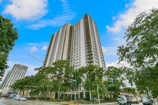 Photo - 1255 N Sandburg Terrace Unit 1210