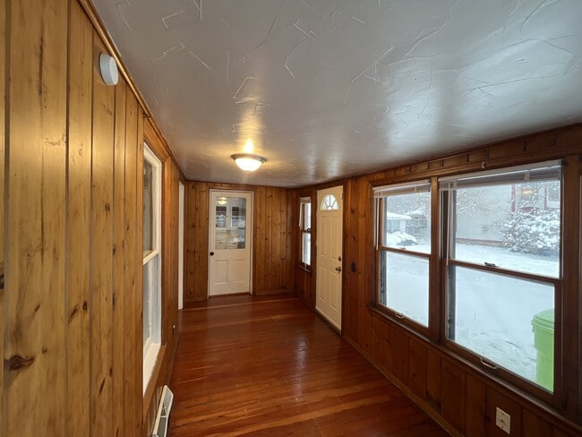 Building Photo - 353 Prospect Ave