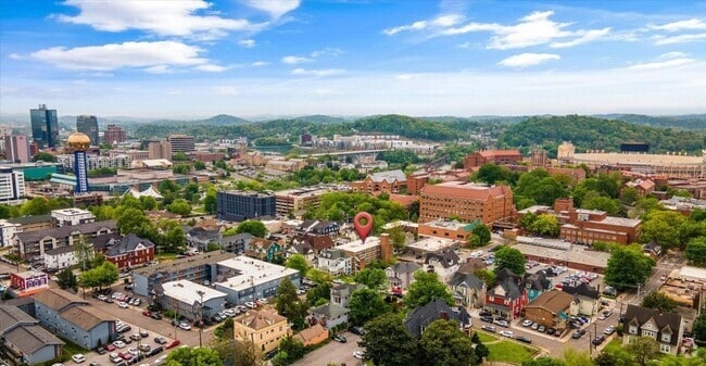 Building Photo - Move-In August 2025! Prime Location Near U... Unit ET106 BR1 Rental