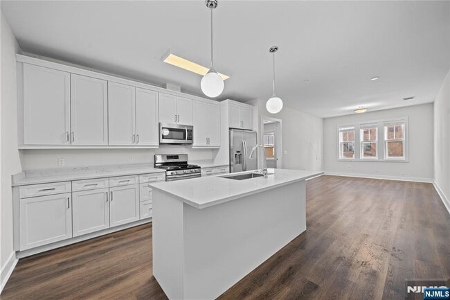 Photo - 313 Woodland Pl