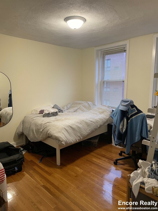 Photo - 145 Endicott St Unit 16