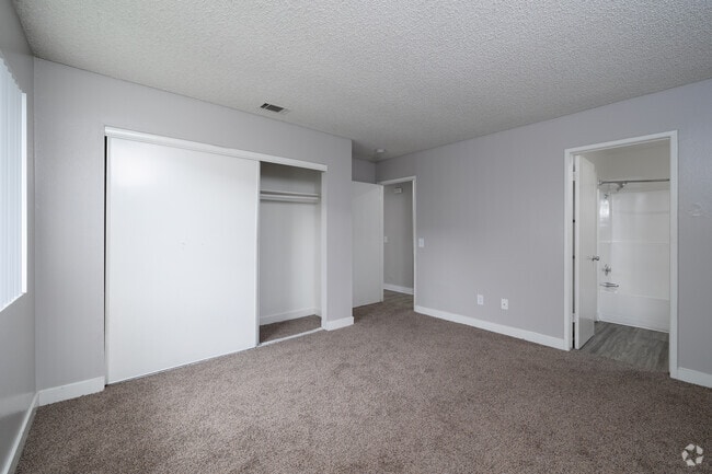 2BR, 1.5BA - 951SF - Primary Bedroom