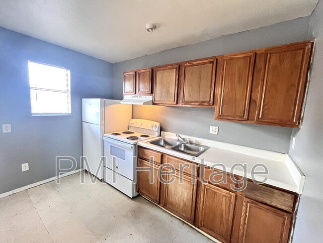 Photo - 813 E Huntsville Ave Unidad Apt 103