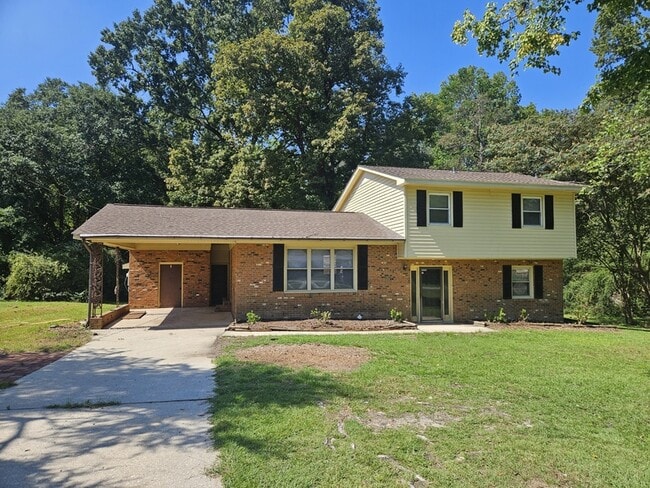 415 College Dr
