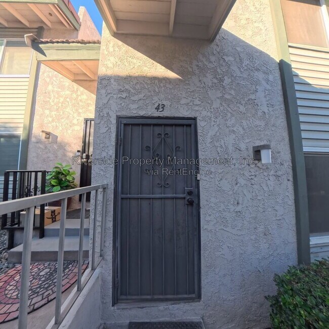 2255 Cahuilla St Unit 43