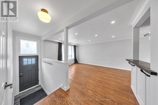 Photo - 29 Greenock Ave