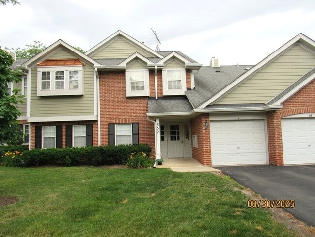 Building Photo - 352 Pembroke Ct Unit 5