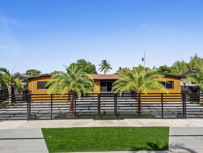 Photo - 19511 NE 18th Pl