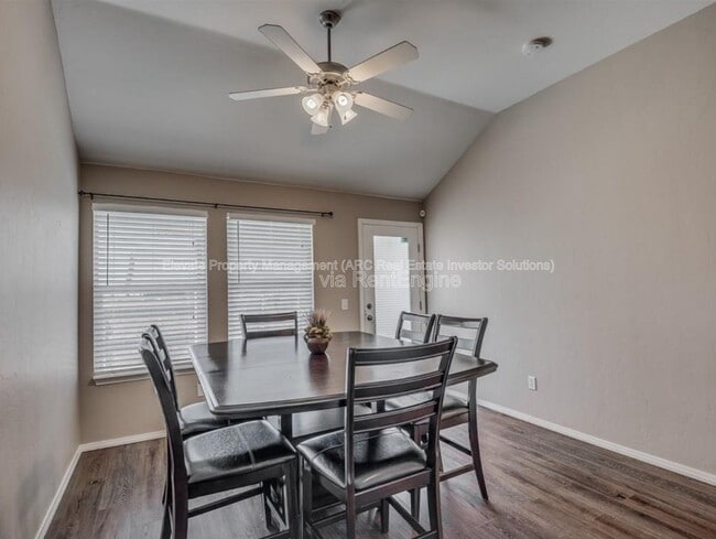 Photo - 2740 Red Fish Rd