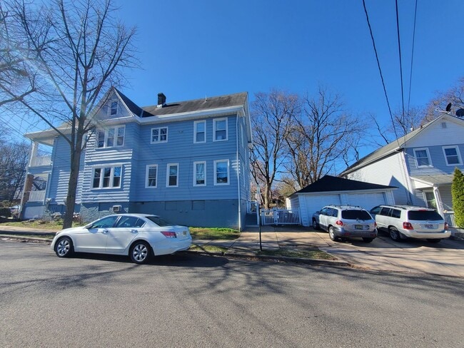 Building Photo - 67Jones Unit 67Jones2ndfl