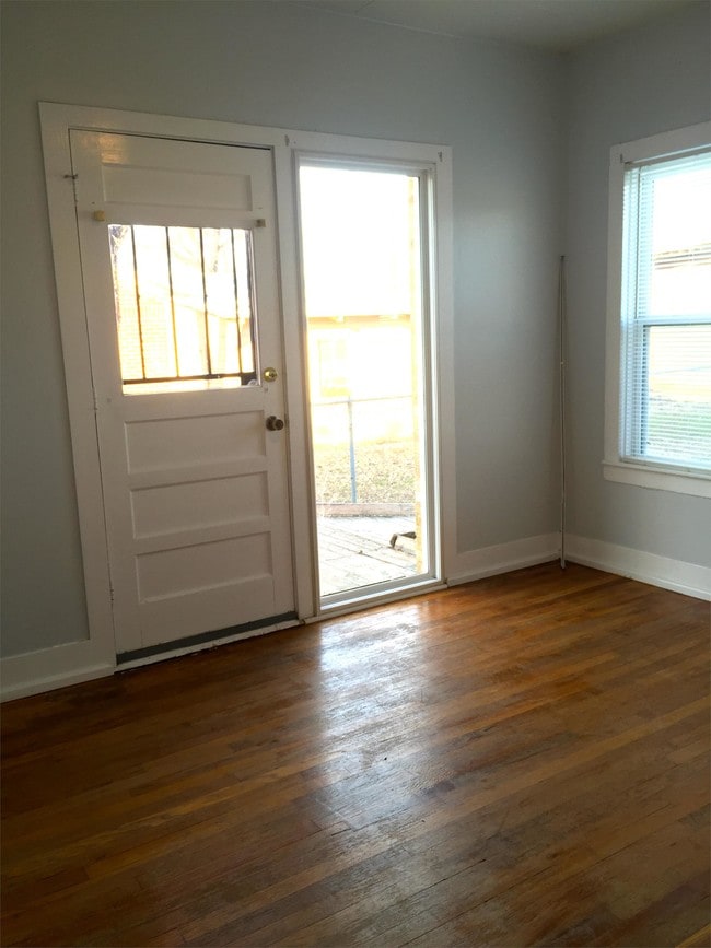 Photo - 1206 S Abe St