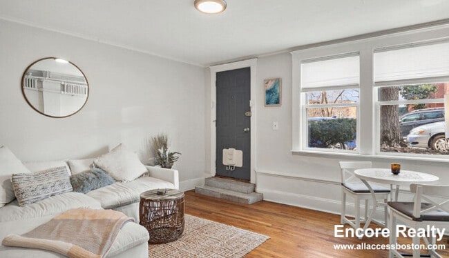 Photo - 24 Chiswick Rd