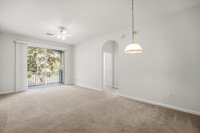 Photo - 8101 Coconut Palm Way Unidad 205