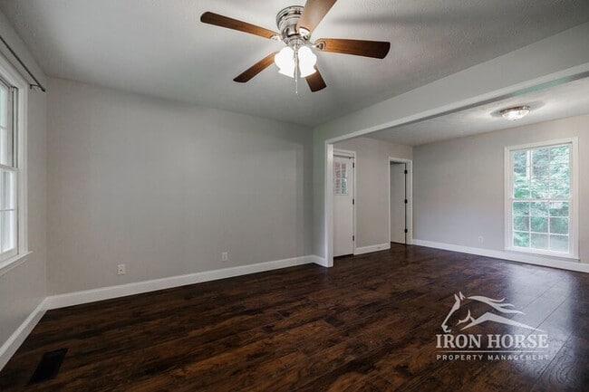 Photo - 131 Plantation Rd