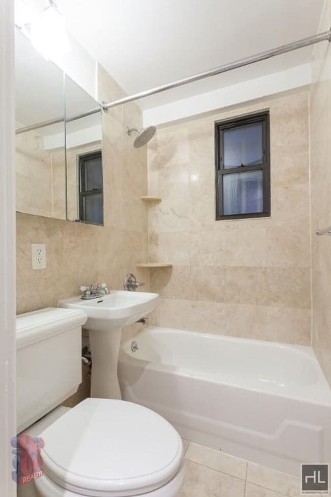 Photo - East 23rd Street Unidad 2