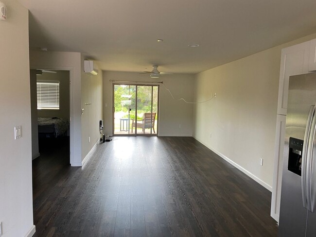 Photo - Napili - Newer 2 bedroom, 1 bath. Across the street from Napili Bay.