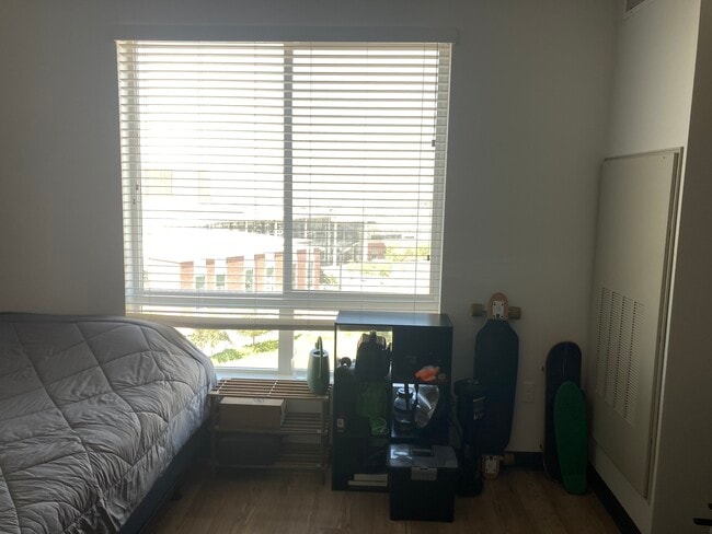 Photo - 1001 S Campus Dr Unidad Studio Apartment at The Green