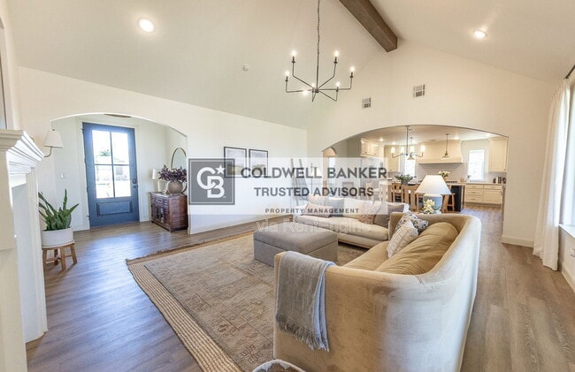 Photo - 310 N 11th St