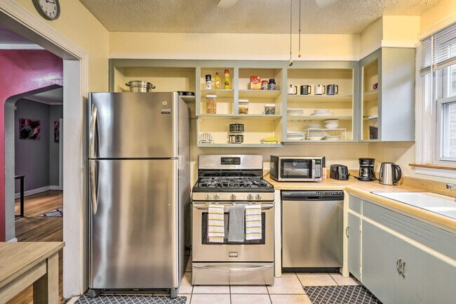Photo - 10431 S Eberhart Ave Unidad ID1306448P