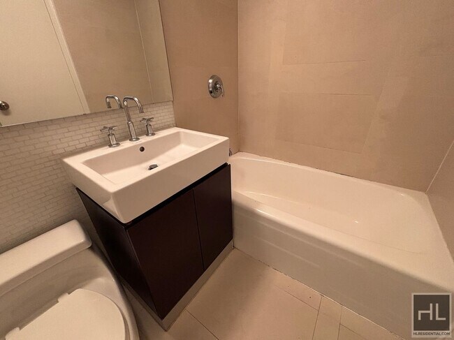 Photo - EAST 63 STREET Unit 3G