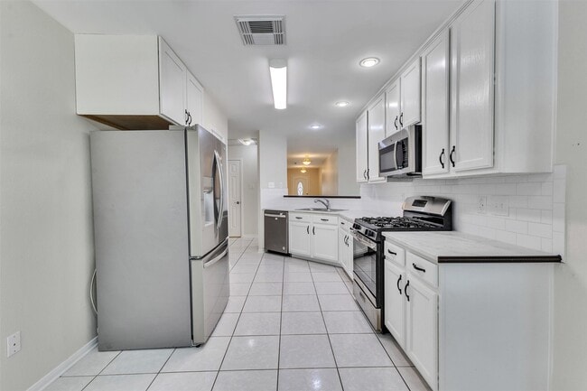 21808 Whispering Forest Dr