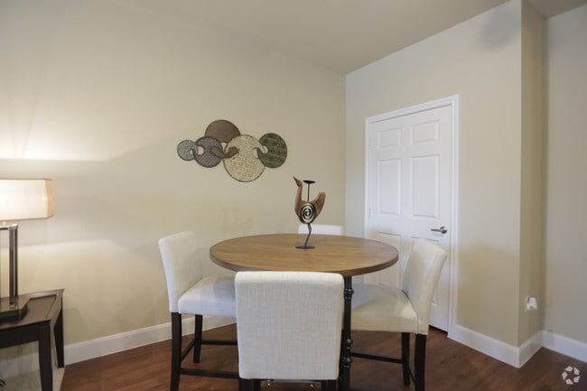 Dining Room - Sunset Terrace Senior Village