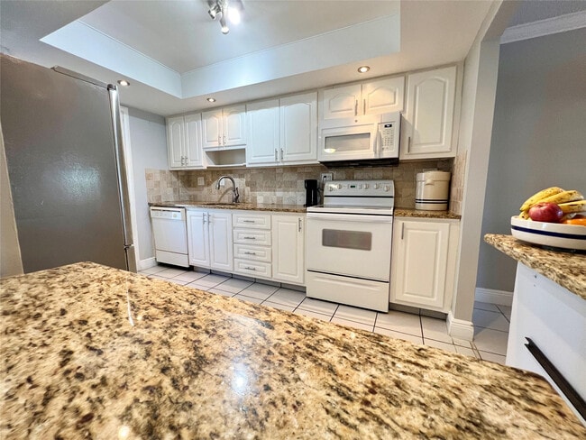 Photo - 400 Golden Isles Dr Unit 36