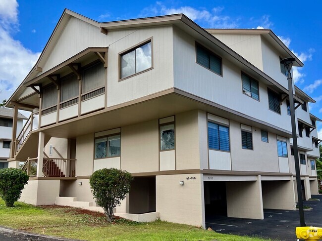 Building Photo - Mililani Golf Course Luxury Condo